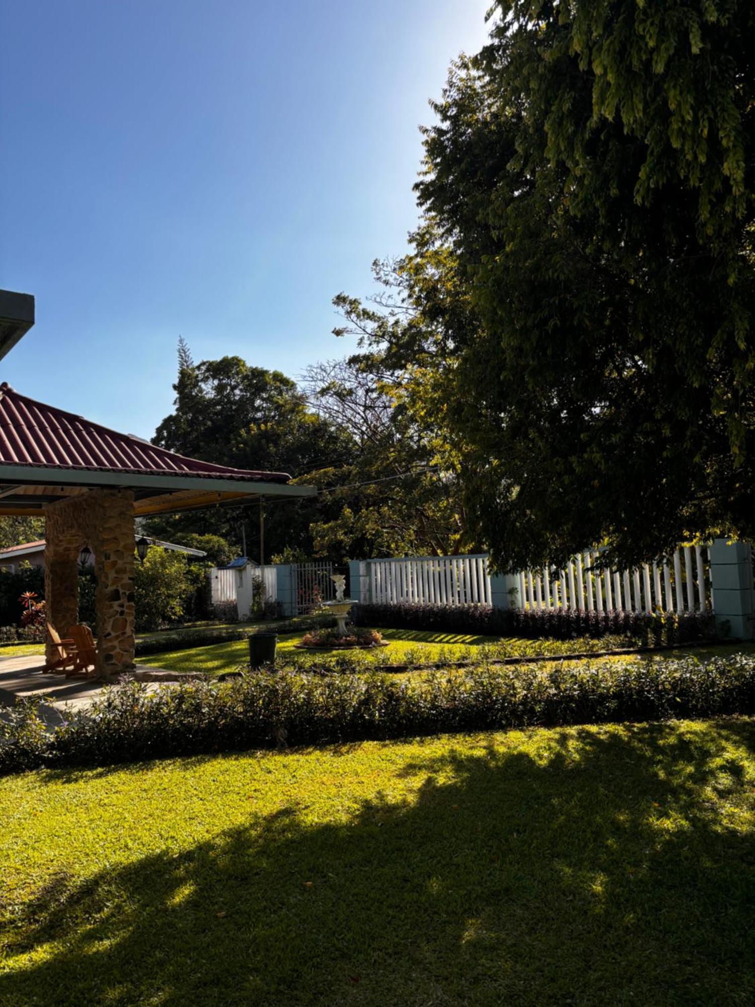 La Maison D' Ivonne Antón Eksteriør bilde