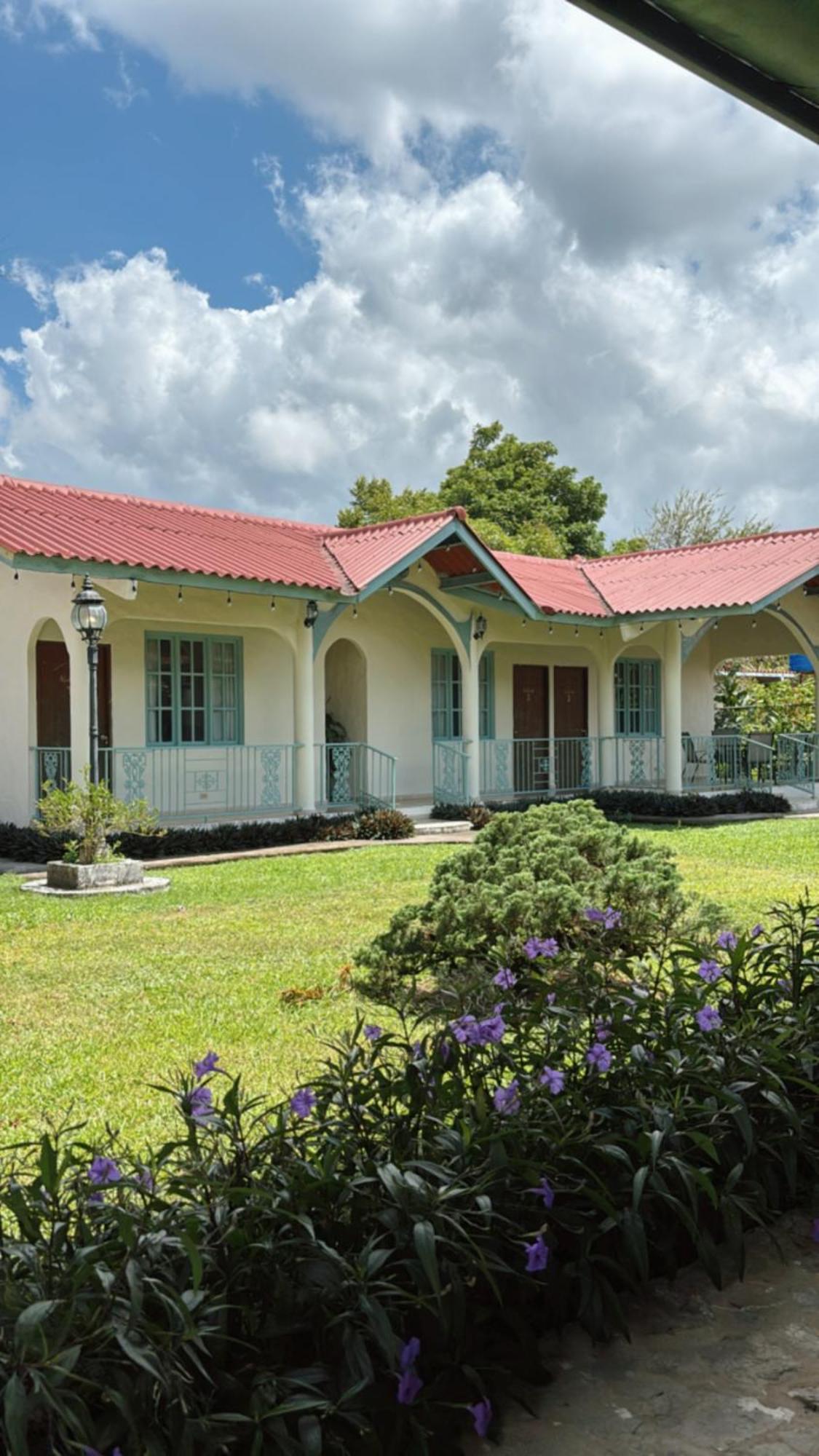 La Maison D' Ivonne Antón Eksteriør bilde